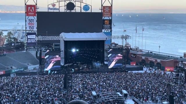 Dead and Company - Oracle San Francisco 7/15/23 Brown Eyed Woman смотреть онлайн