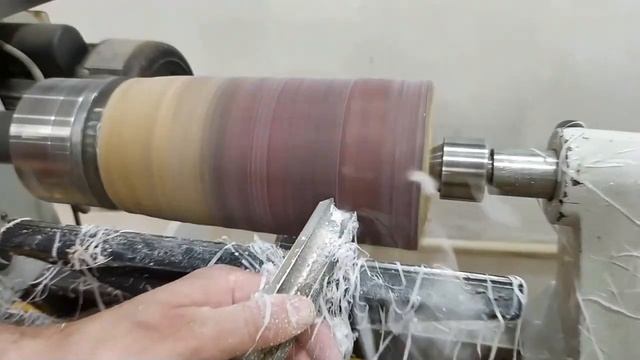 Woodturning-Red vase made of stump and epoxy resin ! Токарка-ваза из дерева и эпоксидной смолы ! смотреть онлайн