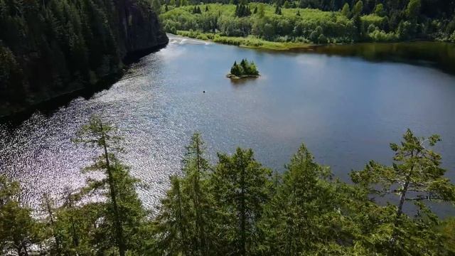 4K Drone Footage of Canadian Rivers and Waterfalls - Ambient Drone Film + Calming Music - Part 10 смотреть онлайн