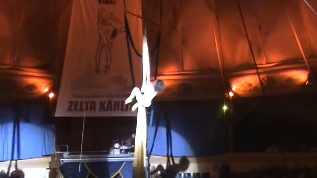 Пятый Элемент смотреть онлайн