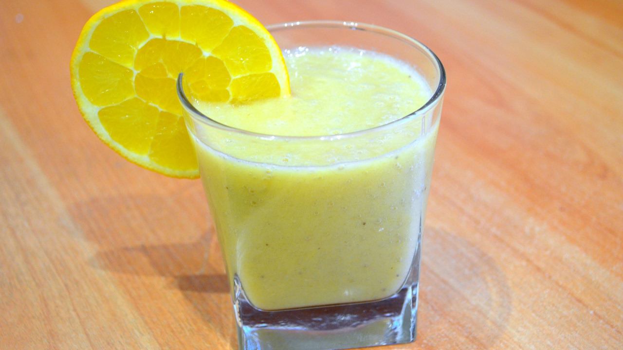 Фруктовый смузи с имбирем./Fruit smoothie with ginger смотреть онлайн