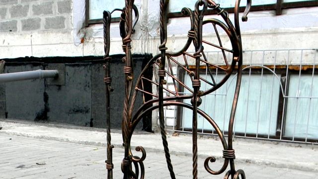 Красивый комплект кованая вилка ,совок, щетка ,кочерга, инструменты для каминного набора ковка смотреть онлайн