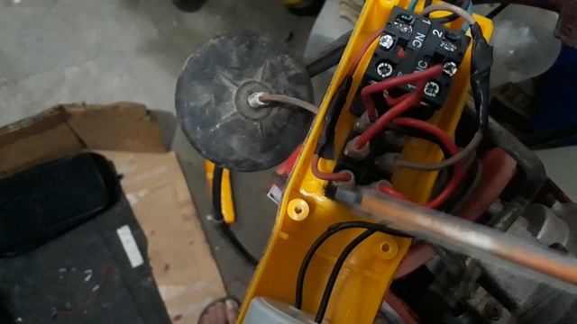 Guincho de coluna elétrico H-A 101 Motomil смотреть онлайн