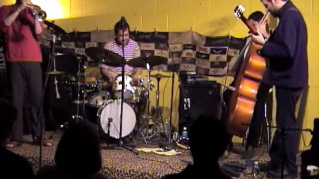 Lemon Juice Quartet смотреть онлайн