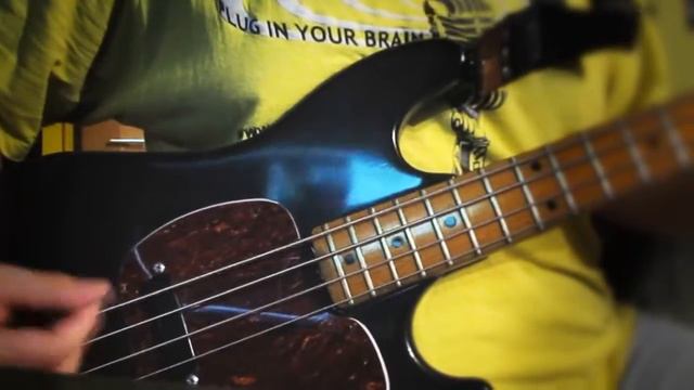 Fender Music Master Bass 1978 test смотреть онлайн