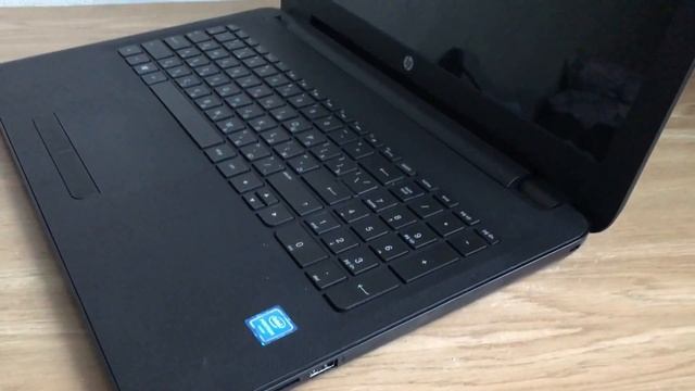 Ноутбук HP 15-ac652ur Black смотреть онлайн