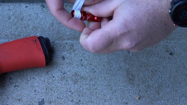 Air Hose Fitting Installation: Thread Sealer VS Teflon Tape VS Pre-Applied смотреть онлайн