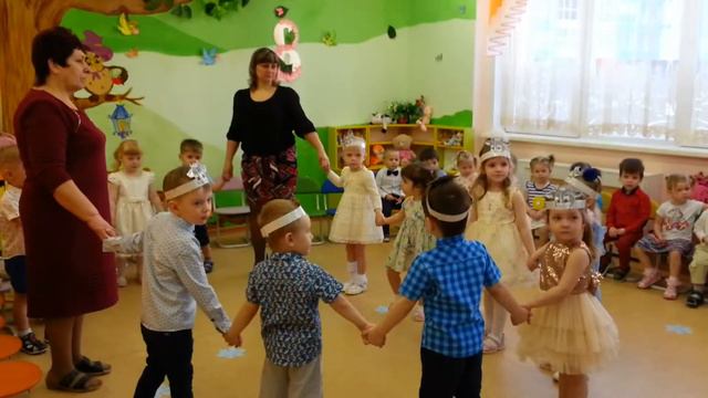 танцы на 8 марта смотреть онлайн