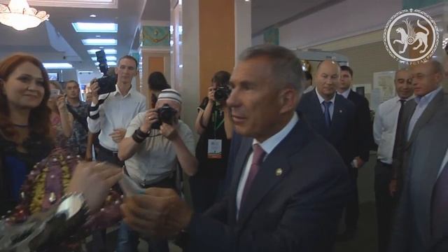 Рустам Минниханов принял участие на VI съезде Всемирного конгресса татар смотреть онлайн