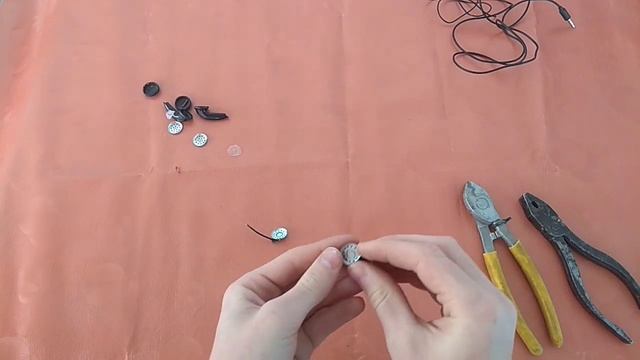 Что можно взять от старых наушников??? смотреть онлайн