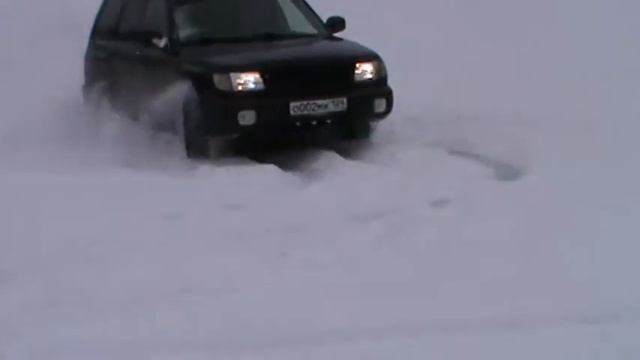 Субару Форестер снег и лёд. смотреть онлайн
