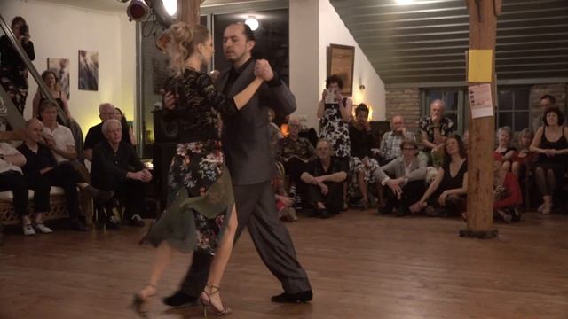 Mariano y Cosima Diaz Campos Tango Improvisation смотреть онлайн