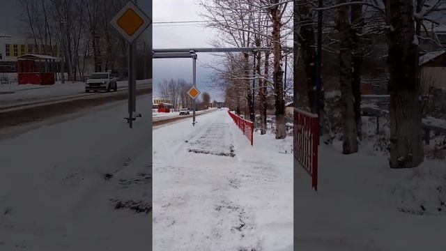 прощу прощения за тряску экрана,просто несла в руке пакет ? смотреть онлайн