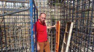 Начало сборки мелкощитовой опалубки на стену 4,5 метра