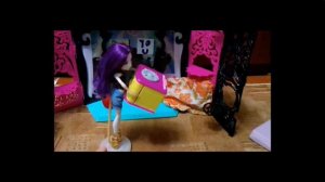 Как сломать ногу за несколько секунд