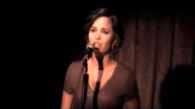 Amy Toruno- On My Own смотреть онлайн