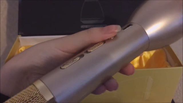 Wireless Microphone, Speaker and portable charger смотреть онлайн