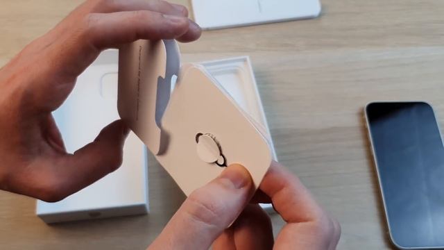 ЧТО В КОМПЛЕКТЕ У IPHONE 12? ПОЧТИ НИЧЕГО!