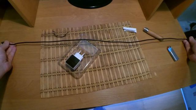 Анбоксинг зарядки VIDVIE