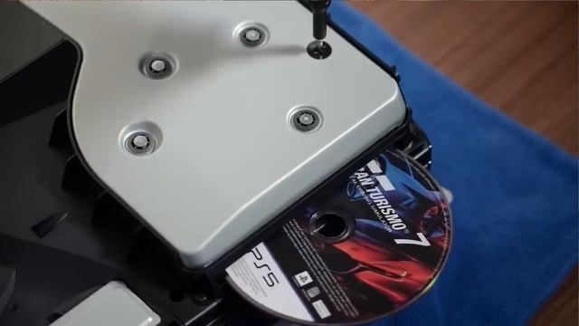 Should I Buy Digital Games or Physical Games смотреть онлайн
