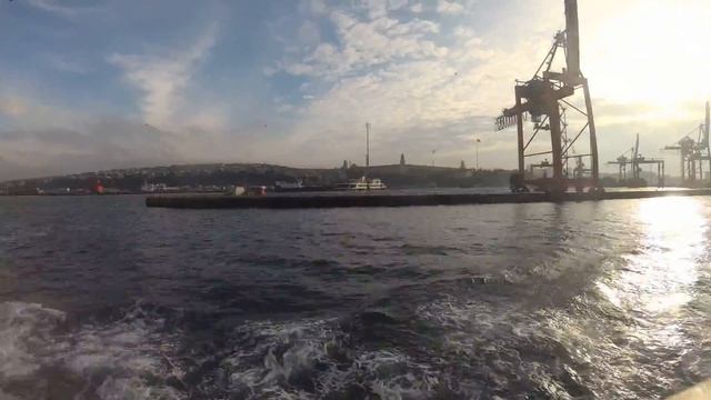 Timelaps - Istanbul Ferry Tour (Kadikoy-Eminonu) смотреть онлайн