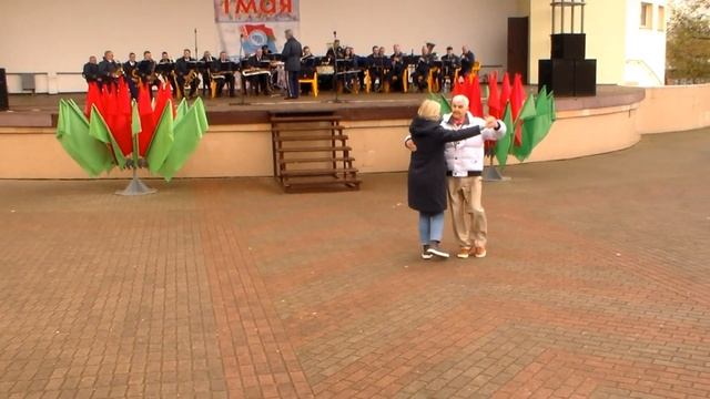 Ласковый И Нежный ВАЛЬС! смотреть онлайн
