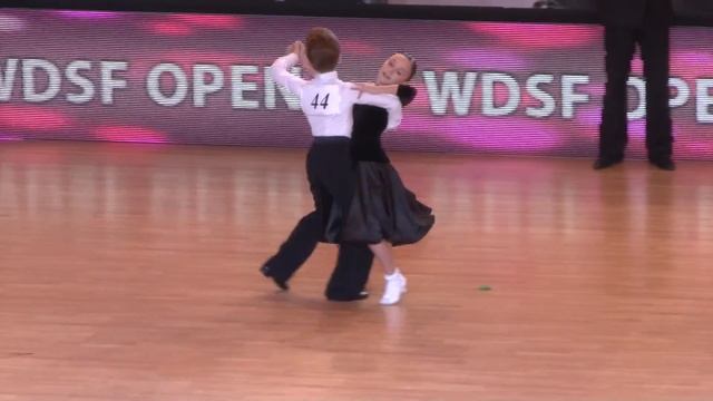 Sokolov Egor - Kuzmitskaya Viktoria, 1.2 Viennese Waltz смотреть онлайн
