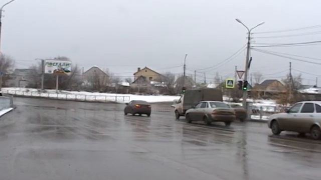 Новые заборы вдоль дорог в Каменске-Уральском. смотреть онлайн