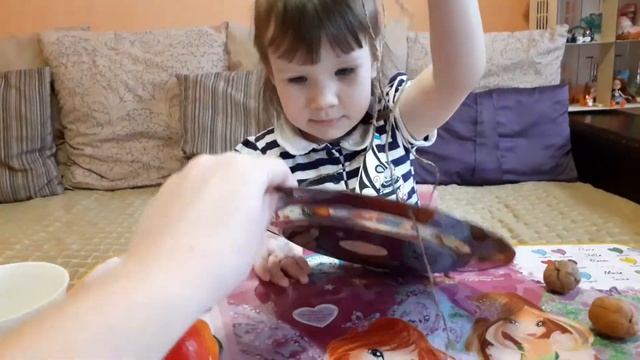 Делаем кормушку для птиц из чашки и тарелки!