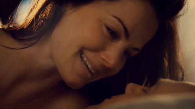 Erica Durance Saving Hope Cleavage