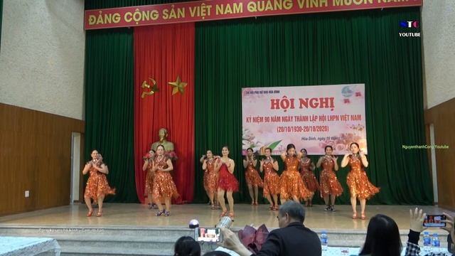 BACHATA - CLB Dưỡng sinh Khiêu vũ Thể thao Người Cao tuổi - Khu: Hòa đình - P.Võ cường - TP.Bắc nin смотреть онлайн