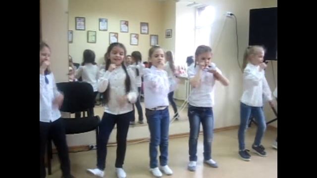 Песня "Лягушачий хор", вокальный ансамбль "Зефирки", ДШИ "Гармония", Тюмень смотреть онлайн