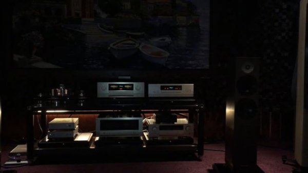 Spendor D7.2 Accuphase E-380 Accuphase DP-560 Oyaide OR-800 XLR Siltech Princess