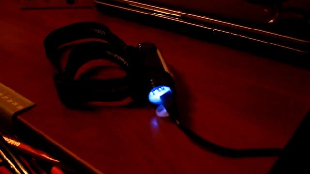 Полезный Aliexpress: Фонарь и Power Bank 2 в 1. смотреть онлайн