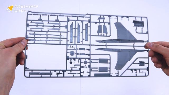 Распаковка сборной модели F-15J Eagle JASDF от производителя GWH. смотреть онлайн