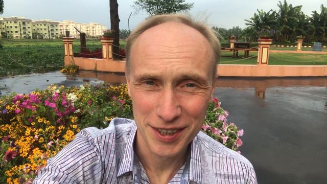 Поздравления от Олега Гадецкого с Международным женским днем смотреть онлайн