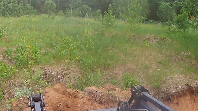 Трактор _Скаут 504с_. Погрузка песка смотреть онлайн