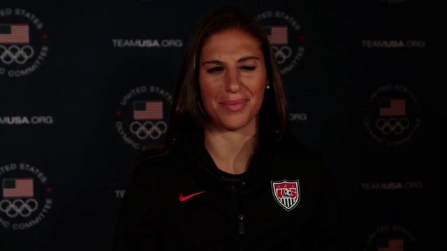 Olympic Soccer Player Shares Training Secrets смотреть онлайн