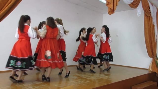 Русский народный танец Заплетись смотреть онлайн
