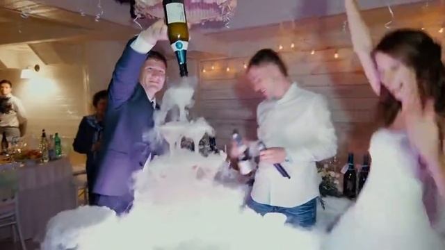 Анастасия и Владимир 18.07.15 Свадебная прическа и макияж невесты Надежда Зверева смотреть онлайн