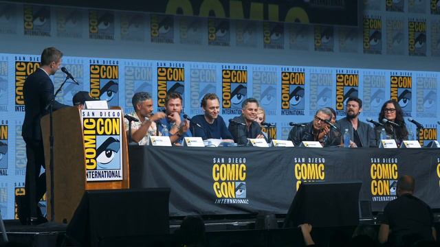 THOR: RAGNAROK Comic-Con Panel SDCC 2017 смотреть онлайн