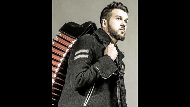 Claudio Capéo ~ C'est Une Chanson смотреть онлайн