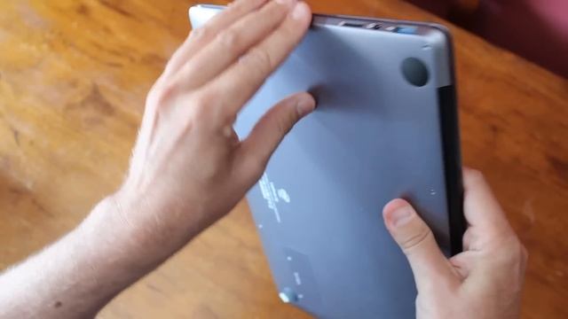 Chuwi Lapbook SE review: el mejor portátil económico (finales 2018) смотреть онлайн