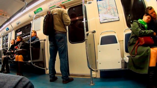 Поездка от Станции Метро "Приморская" до Станции "Беговая" в Вагоне: 81-557.1 «НеВа» №57023, 3 Лини смотреть онлайн