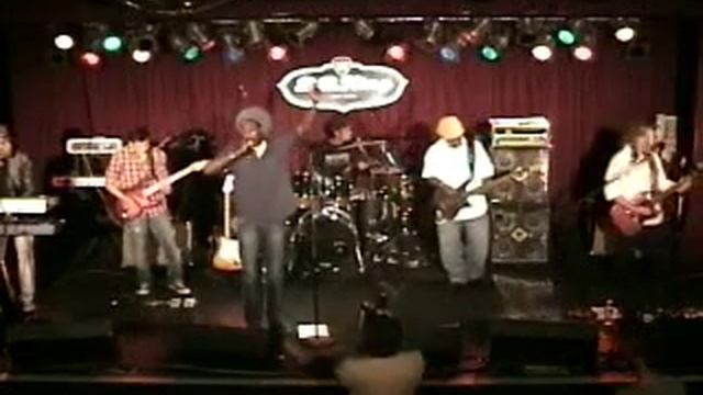 Meta and the Cornerstones- Somewhere in Africa @ B.B King's смотреть онлайн