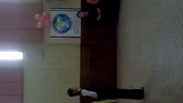 Ансамбль спортивного бального танца"Фаворит".AVI смотреть онлайн