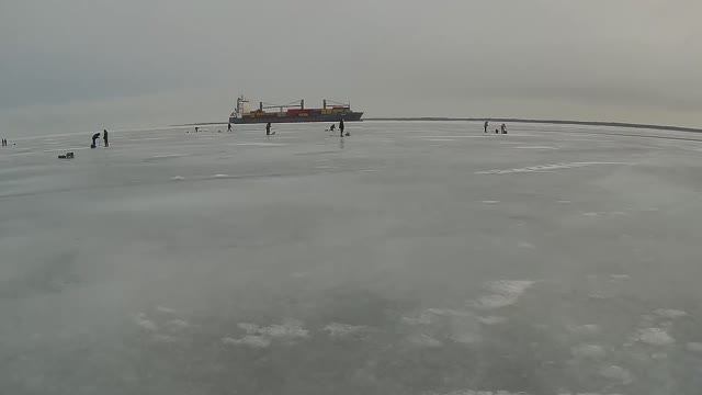 Рыбалка на южной дамбе 2019 смотреть онлайн