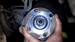 Проверка люфта хвостовика раздатки