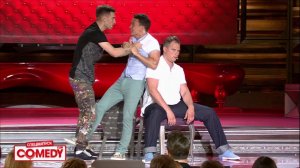 Смирнов, Иванов и Соболев - Муж и жена на пляже в Юрмале (Фомченко)