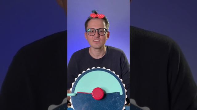 МУХА, которая жужжит над ухом в 5 УТРА / Твои ощущения? смотреть онлайн